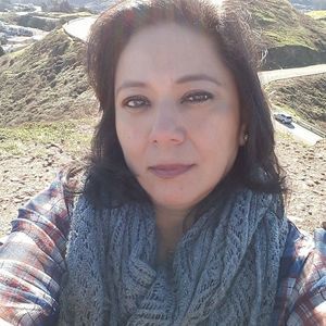 Meet your Posher, Carolina